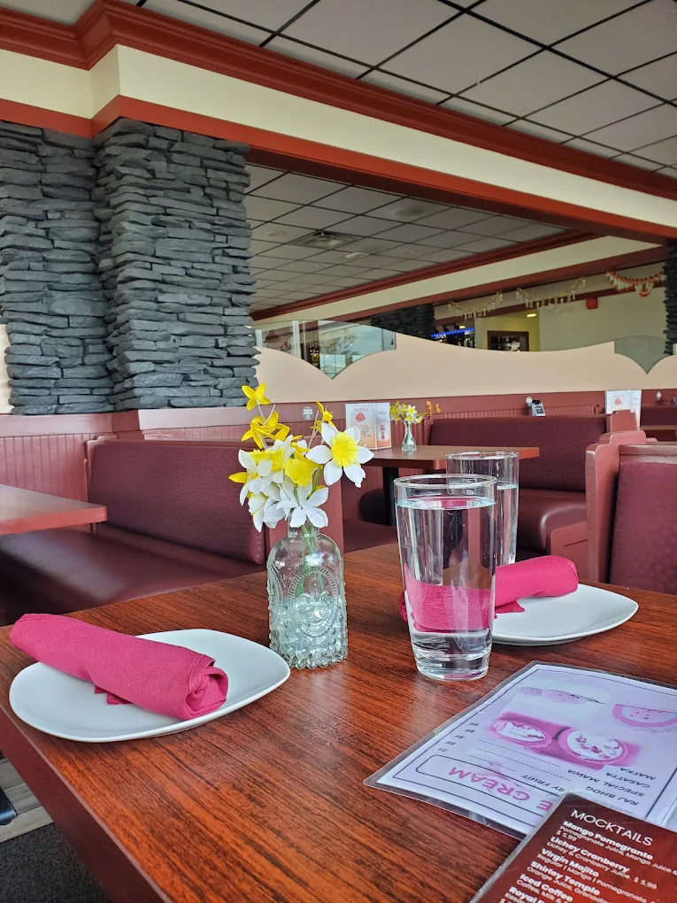 East Indian and Hakka dishes served at Copper Chimney Regent Avenue in Transcona, Winnipeg
